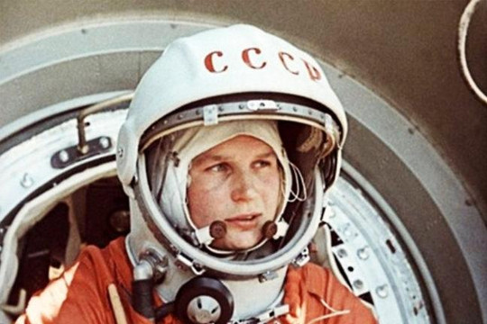 Yuri Gagarin: Cuộc đời nhà du hành vũ trụ trên trái đất