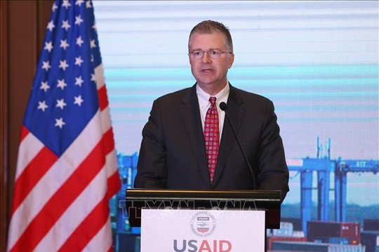 Mỹ hỗ trợ thêm cho Việt Nam 5 triệu USD để phục hồi kinh tế sau dịch COVID-19