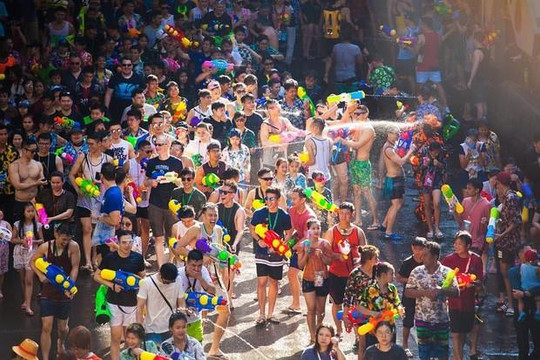 Lễ hội Songkran hấp dẫn nhất hành tinh ở Thái Lan hoãn vì COVID-19