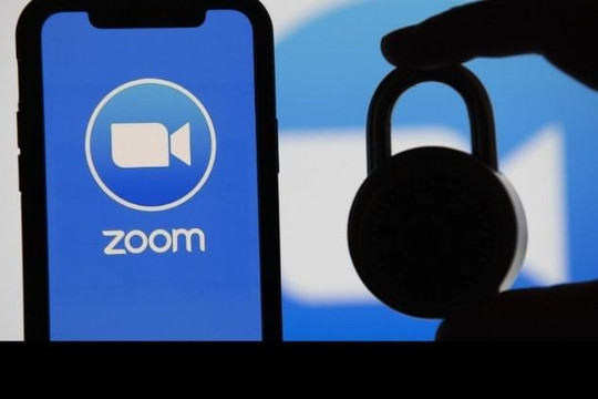 Mật khẩu và ID cuộc họp đánh cắp từ Zoom bị chia sẻ lên web đen