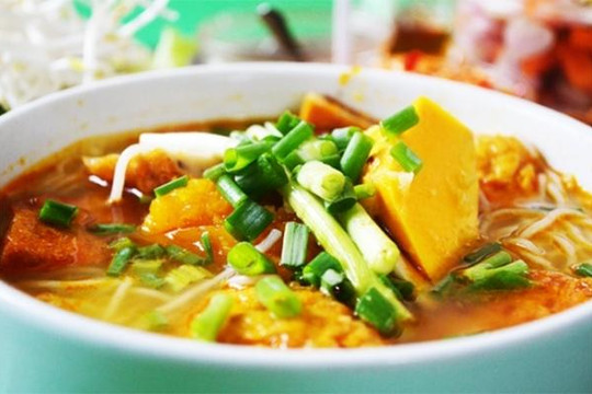 Những món ăn thấm tình người xứ Quảng bạn nên thử khi đến Đà Nẵng