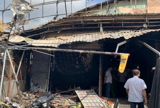 Kiên Giang: Cháy nhà lồng chợ Rạch Sỏi, thiệt hại lớn
