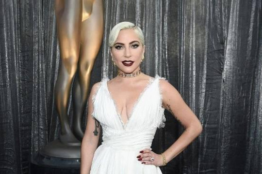Lady Gaga dính nghi án đạo nhạc