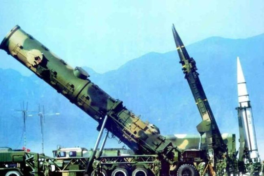 Tên lửa Trung Quốc 'dư sức tiêu diệt toàn bộ quốc gia thù địch'