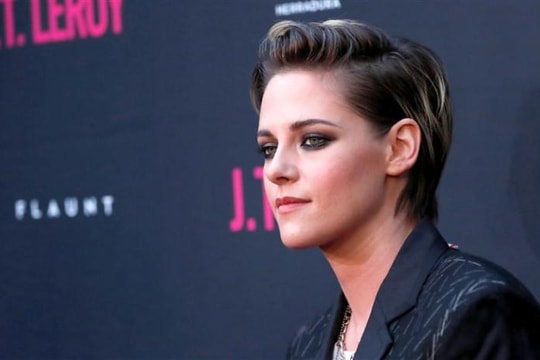 Khán giả phẫn nộ khi Kristen Stewart được chọn là ‘Nữ diễn viên của thập niên’