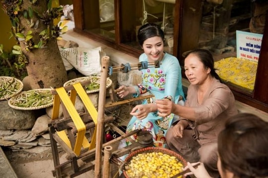 Cha ông ta có ý thức dùng hàng nội, nói không với hàng từ Trung Quốc