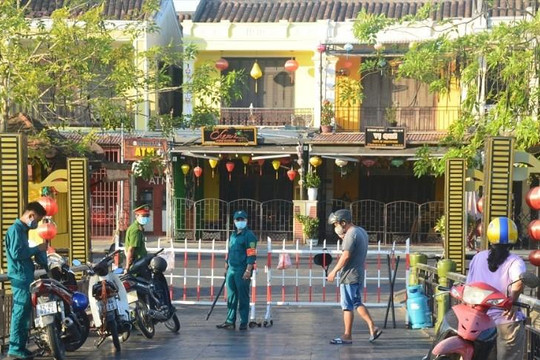 Đà Nẵng dừng hoạt động bán đồ ăn uống qua mạng, Hội An thực hiện cách ly xã hội