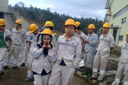 Điểm nóng bầu cử Indonesia: Bao nhiêu công nhân Trung Quốc tràn vào Vạn đảo?