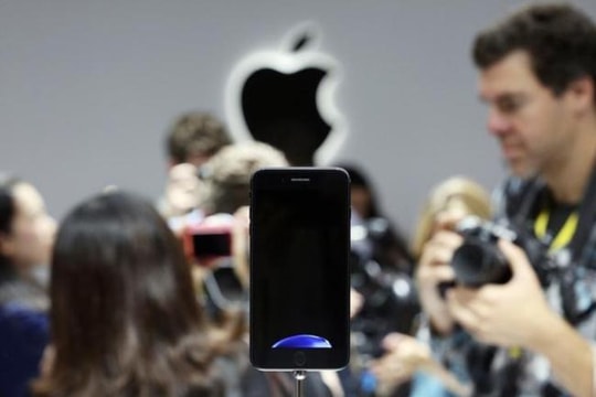 Các chuyên gia công nghệ nói gì về iPhone 7?
