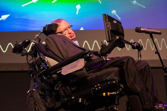 Stephen Hawking muốn tìm ra 'Trái đất thứ 2' trong 25 năm