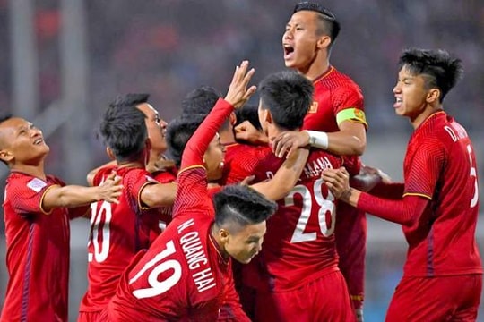 Tuyển Việt Nam vẫn đứng đầu Đông Nam Á trên bảng xếp hạng FIFA