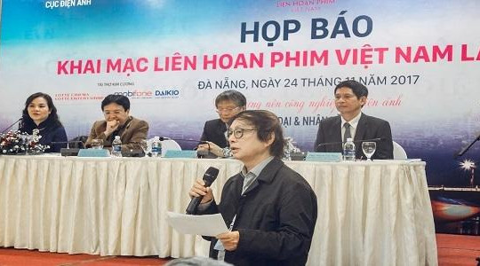 ĐD Đặng Nhật Minh: 'Điện ảnh Việt đang 'trẻ hóa' nhưng đa phần nói chuyện yêu đương'