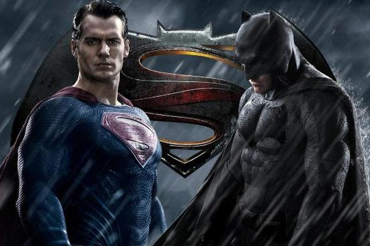 Bom tấn 'Batman v Superman' thống trị bốn giải Mâm Xôi Vàng 2017