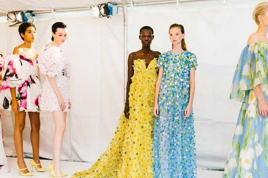 New York Fashion Week Thu Đông 2020, nhiều thiết kế lấy cảm hứng từ phim ảnh