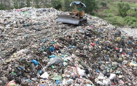 Bạc Liêu: Bãi rác Tân Tạo quá tải, khoảng 200 hộ dân hứng chịu mùi hôi thối