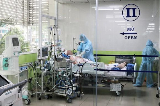 Báo Anh viết về việc Việt Nam dốc sức, dốc tiền cứu bệnh nhân số 91