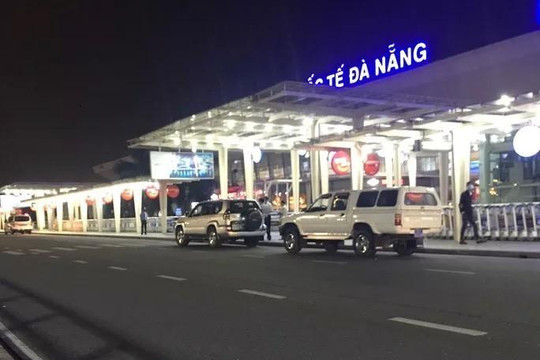Quảng Nam lên tiếng vụ đưa 4 du khách Anh diện bị cách ly ra sân bay Đà Nẵng