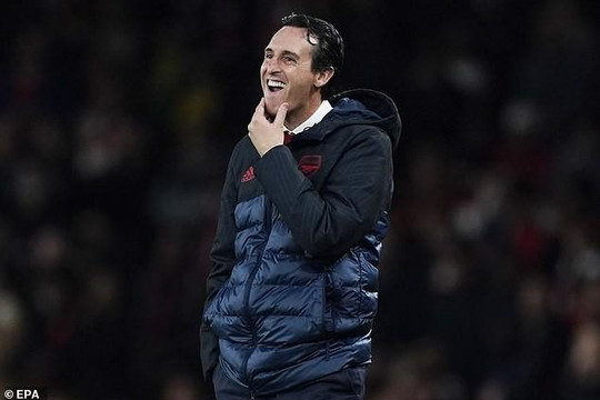 Hòa Southampton thất vọng, các thành viên chủ chốt ban lãnh đạo Arsenal muốn sa thải Emery