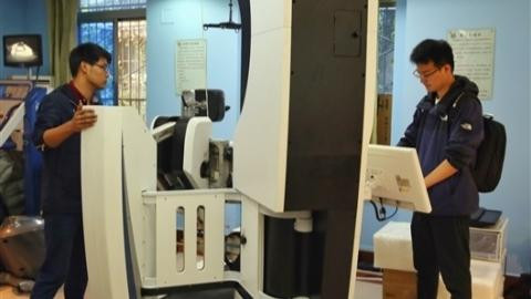 Trung Quốc đưa robot giúp phục hồi chi dưới vào thử nghiệm lâm sàng