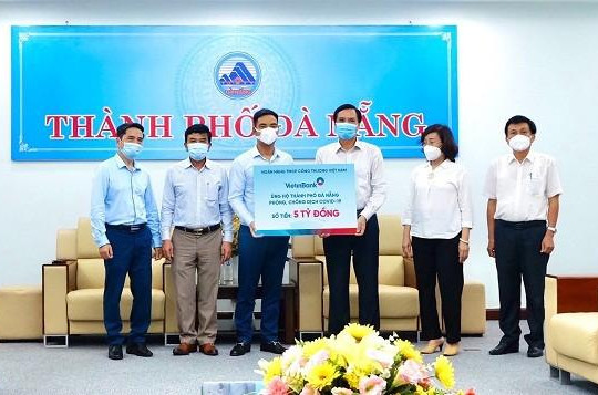 VietinBank ủng hộ Đà Nẵng, Quảng Nam 10 tỉ đồng chống dịch COVID-19