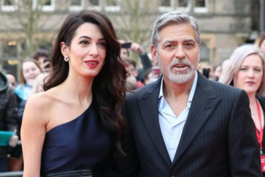 Vợ chồng tài tử George Clooney ủng hộ nạn nhân vụ nổ ở Beirut