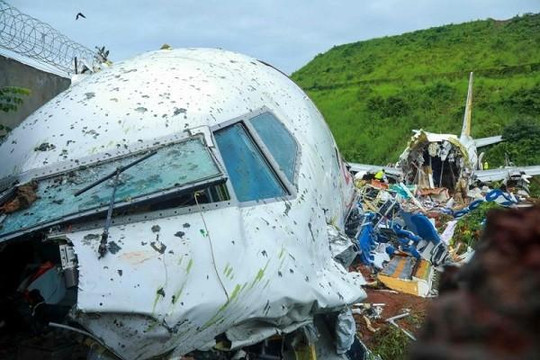 Tai nạn máy bay tại Ấn Độ: Xét nghiệm COVID-19 toàn bộ người sống sót và người cứu hộ
