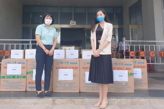 Tập đoàn truyền thông Thanh Niên tặng gạo và khẩu trang giúp Đà Nẵng vượt đại dịch COVID-19