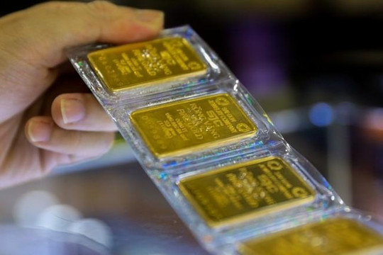 Tỉ phú xuống tiền, giá vàng đảo chiều tăng thẳng đứng lên 58,3 triệu đồng/lượng