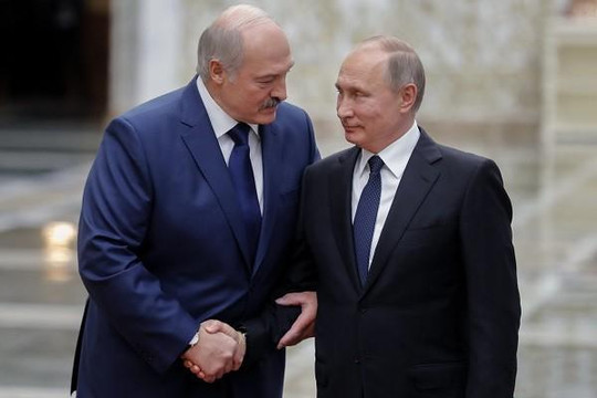 Ông Putin cam kết hỗ trợ quân sự cho Tổng thống Belarus