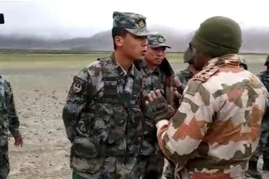 Đặc công Ấn Độ bị sát hại tại biên giới với Trung Quốc, căng thẳng lan sang phía đông