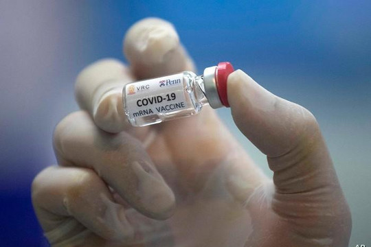 WHO lo ngại về sự an toàn việc vội vàng sử dụng rộng rãi vắc xin COVID-19