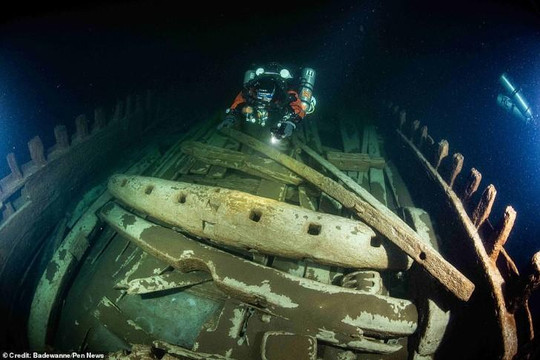 Phát hiện xác tàu 400 tuổi gần như nguyên vẹn dưới đáy biển Baltic