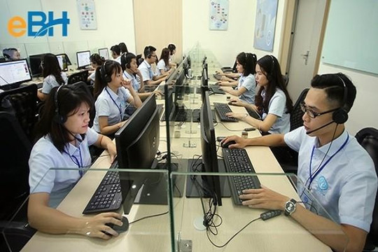 BHXH Việt Nam đẩy mạnh ứng dụng công nghệ, thanh toán không dùng tiền mặt
