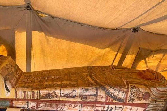 Ai Cập phát hiện thêm 14 quan tài 2.500 năm tuổi tại Saqqara
