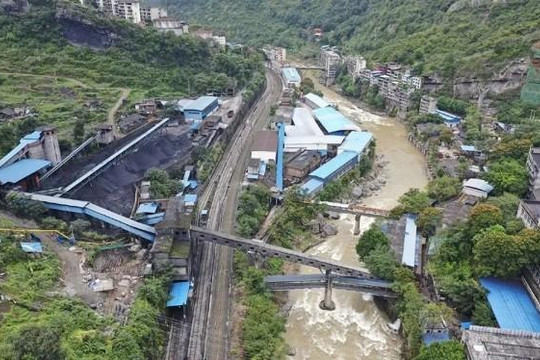 16 người Trung Quốc chết ngạt trong tai nạn mỏ than