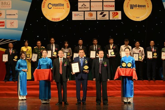 Tháng 9.2020: Yến sào Khánh Hòa vinh dự nhận được nhiều giải thưởng, chứng nhận uy tín