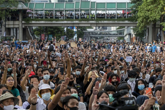 Thái Lan: Hàng chục ngàn người biểu tình đòi cải cách chế độ quân chủ