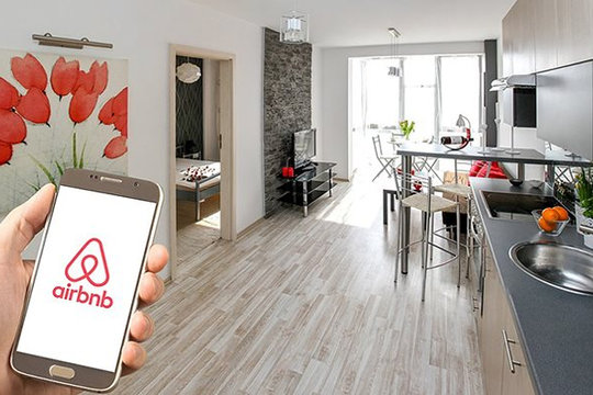 Có nên cấm việc cho thuê căn hộ trên Airbnb?
