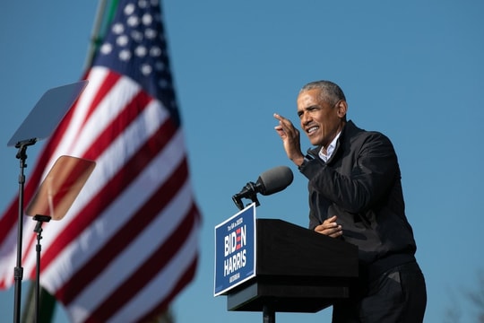 Obama lo lắng khi Trump từ chối nhận thất bại trước Biden