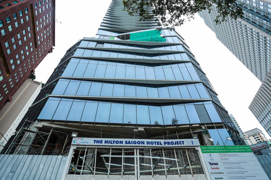Cận cảnh khách sạn Hilton Sài Gòn bị đề nghị rà soát pháp lý