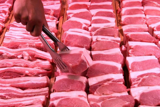 Thịt heo nhập khẩu tăng mạnh, giá ngày càng rẻ