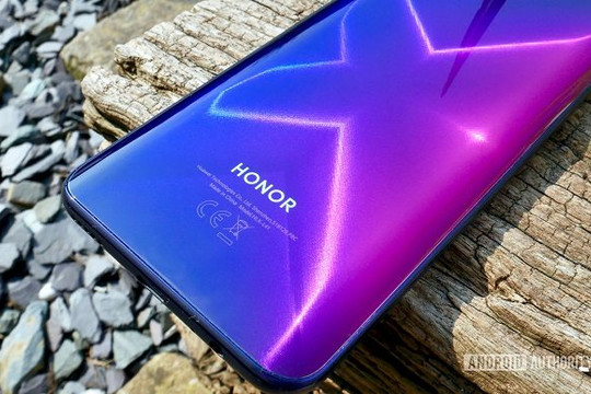 Huawei bán lại thương hiệu điện thoại Honor