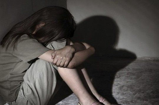 Cà Mau: Bắt khẩn cấp kẻ quan hệ tình dục với bé gái 12 tuổi