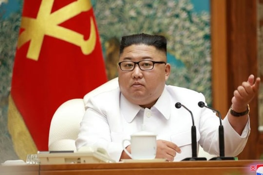 'Gia đình Kim Jong-un và các quan chức Triều Tiên đã tiêm vắc xin COVID-19 của Trung Quốc'