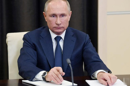 Ông Putin ký quyết định cho phép luật Nga vượt trên các hiệp ước quốc tế, nhiều người lo âu