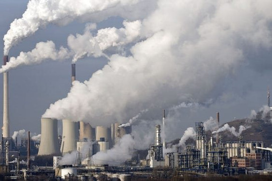 Lượng khí thải CO2 toàn cầu giảm kỷ lục trong năm 2020