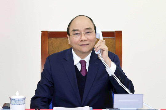 Thủ tướng Nguyễn Xuân Phúc điện đàm với Tổng thống Trump