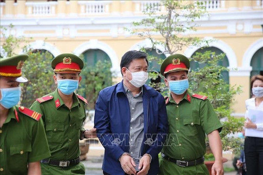 Toà tuyên án Đinh La Thăng 10 năm tù
