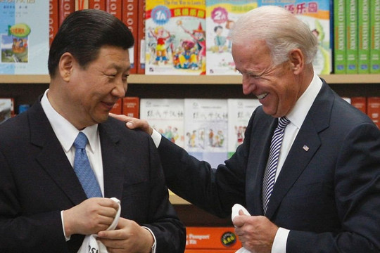 Biden có dám lật đổ "Đế chế điện trời" của Trung Quốc?