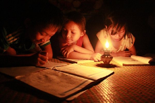 Còn hơn 150.000 hộ dân vùng sâu, vùng xa chưa có điện 